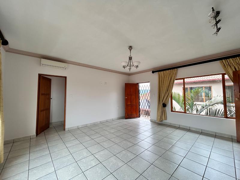 5 Bedroom Property for Sale in Birdwood Estate North West